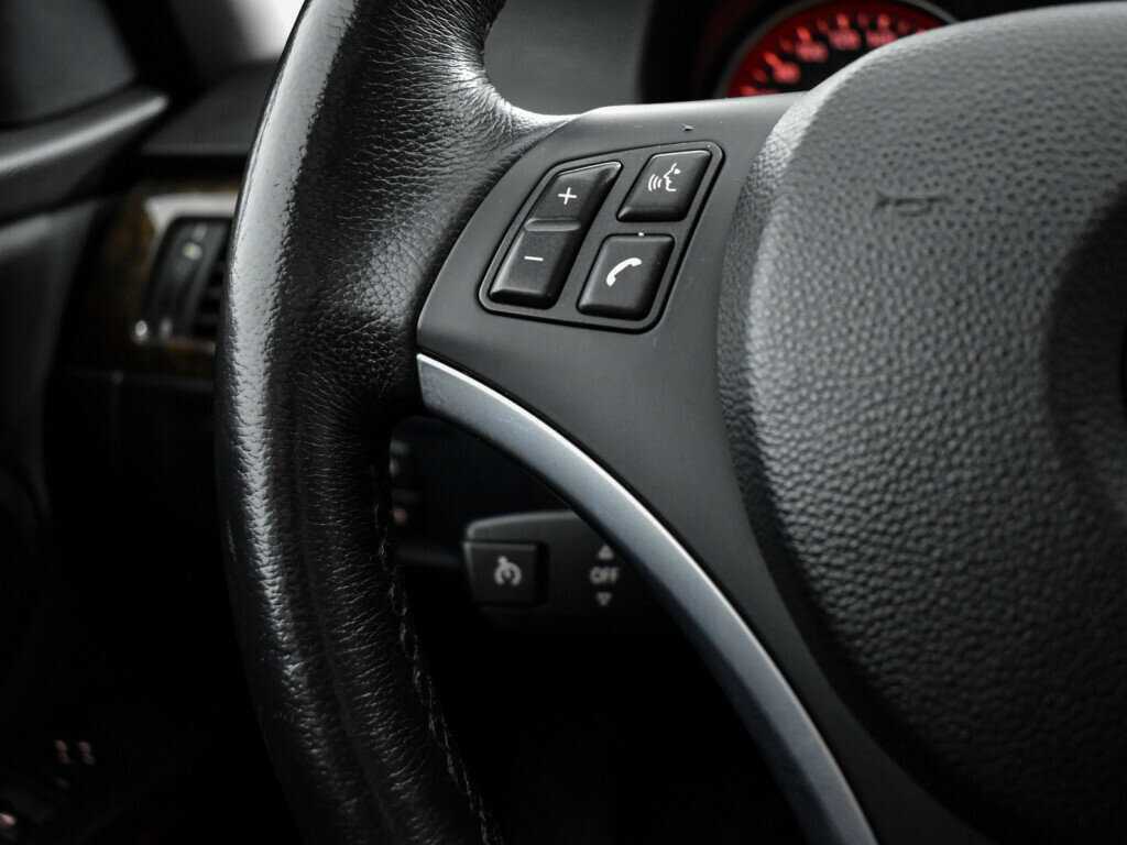 Купить BMW 3 серии 325xi, 2009, 127 230 км, фото №16