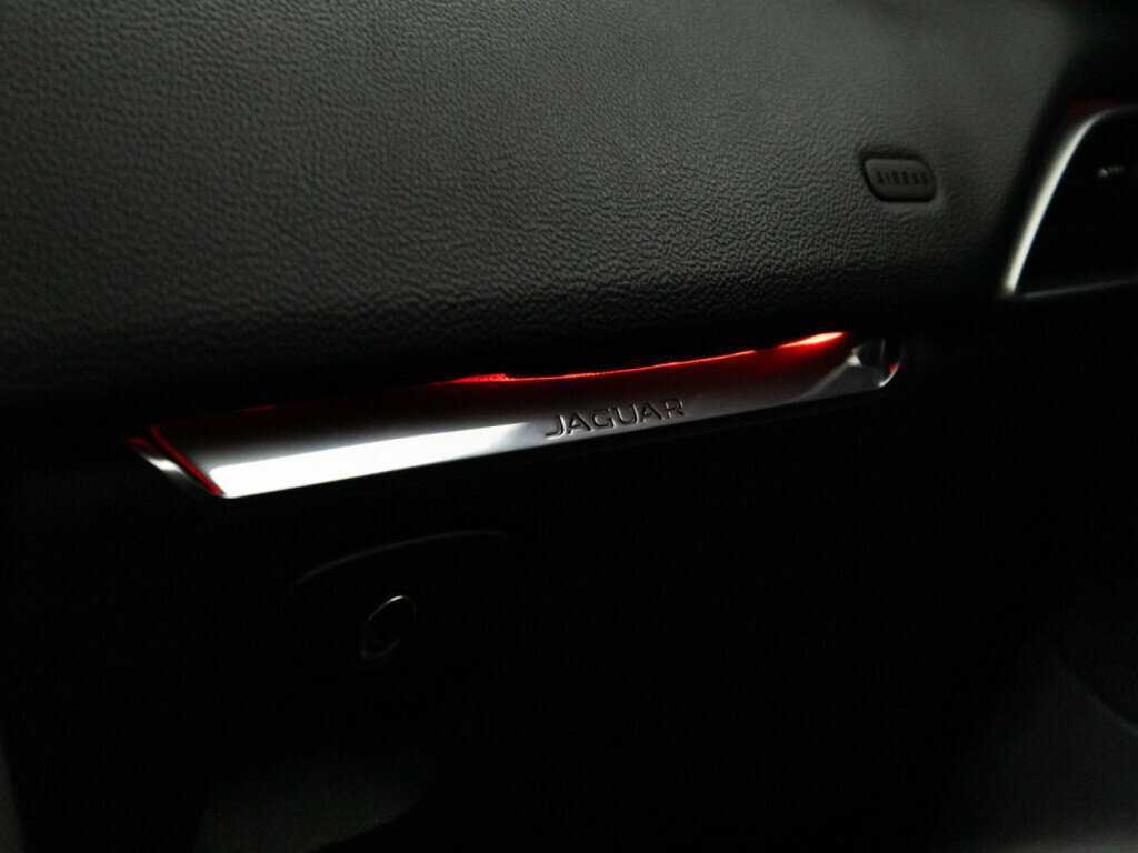 Купить Jaguar F-Pace, 2017, 114 010 км, фото №19