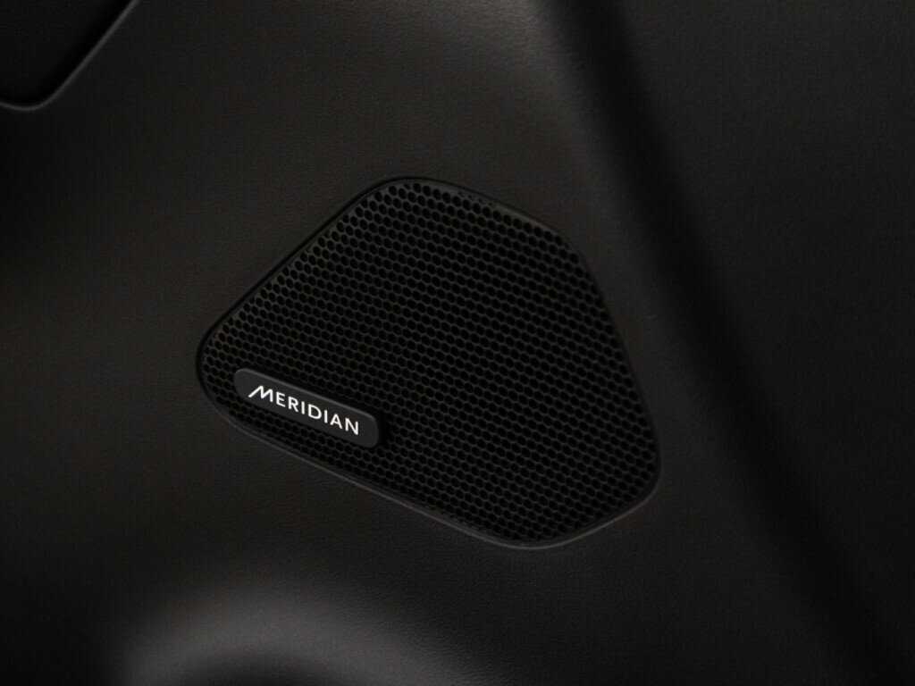 Купить Jaguar F-Pace, 2017, 114 010 км, фото №21