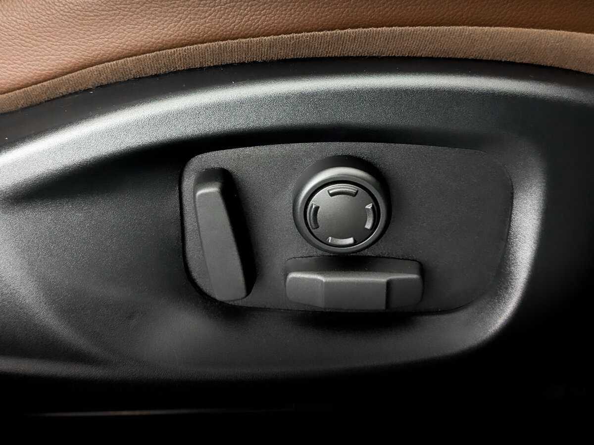 Купить Jaguar F-Pace, 2016, 141 476 км, фото №25