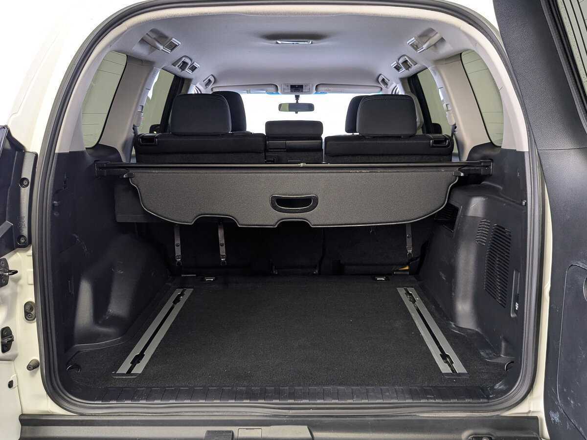 Купить Toyota Land Cruiser Prado, 2021, 65 033 км, фото №10