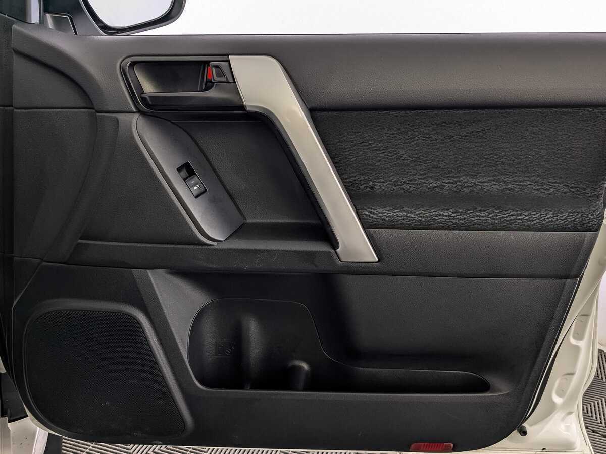 Купить Toyota Land Cruiser Prado, 2021, 65 033 км, фото №22