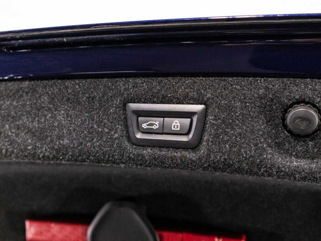 Купить BMW 5 серии 530d xDrive, 2019, 51 150 км, фото №16