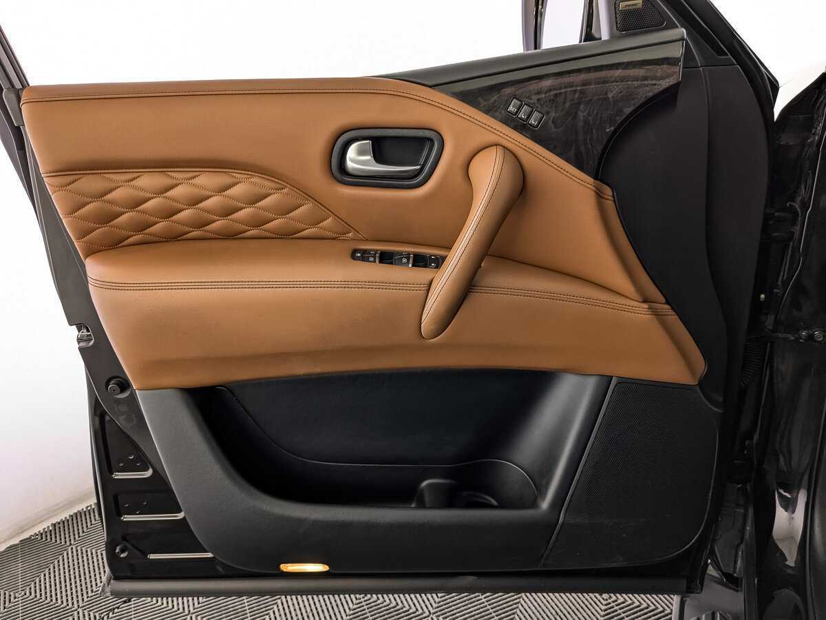 Купить Infiniti QX80, 2018, 113 000 км, фото №19