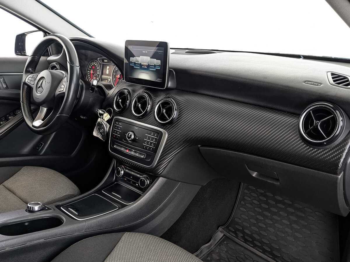 Купить Mercedes-Benz GLA 200, 2018, 319 659 км, фото №13