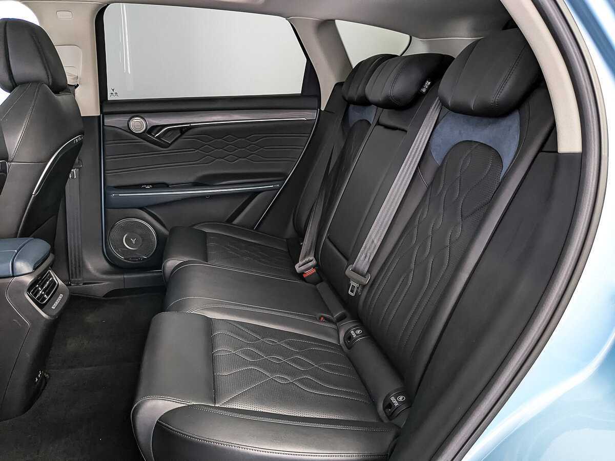 Купить Voyah Free EVR, 2022, 38 524 км, фото №17