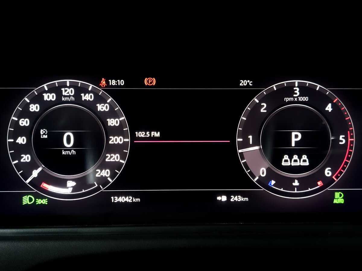 Купить Land Rover Range Rover Velar, 2019, 134 440 км, фото №13