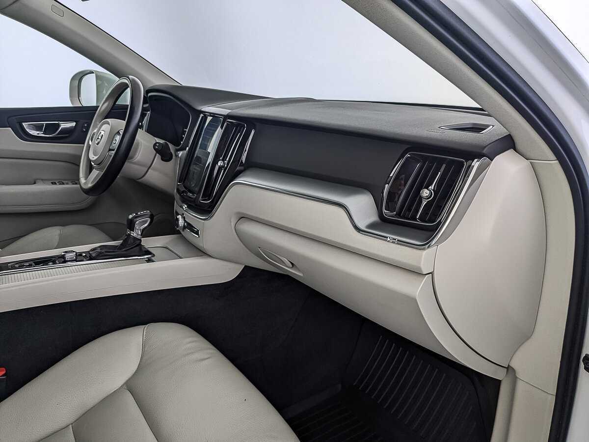 Купить Volvo XC60, 2018, 145 144 км, фото №13