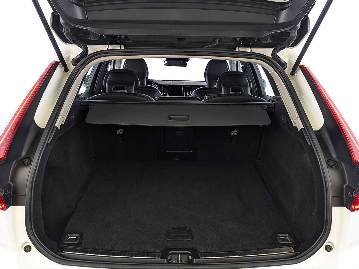Купить Volvo XC60, 2018, 156 341 км, фото №10
