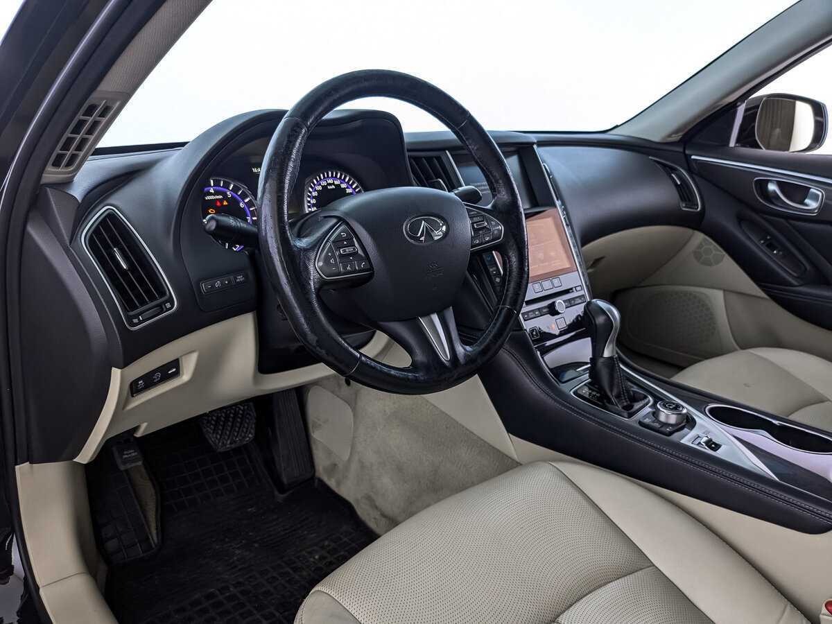 Купить Infiniti Q50, 2016, 129 887 км, фото №15