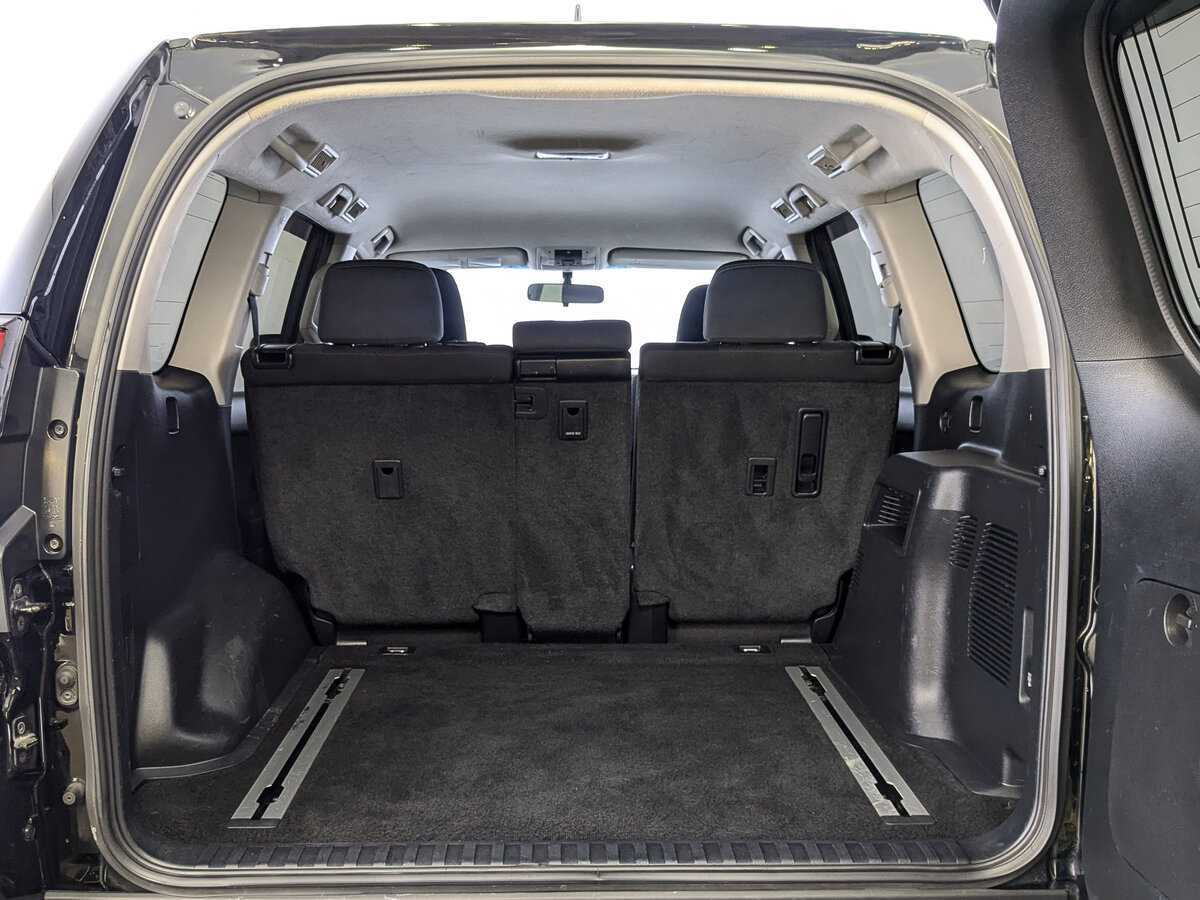 Купить Toyota Land Cruiser Prado, 2020, 122 423 км, фото №10