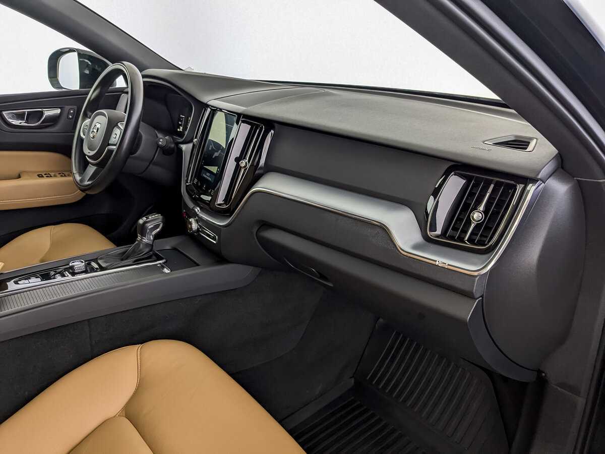 Купить Volvo XC60, 2018, 68 836 км, фото №11