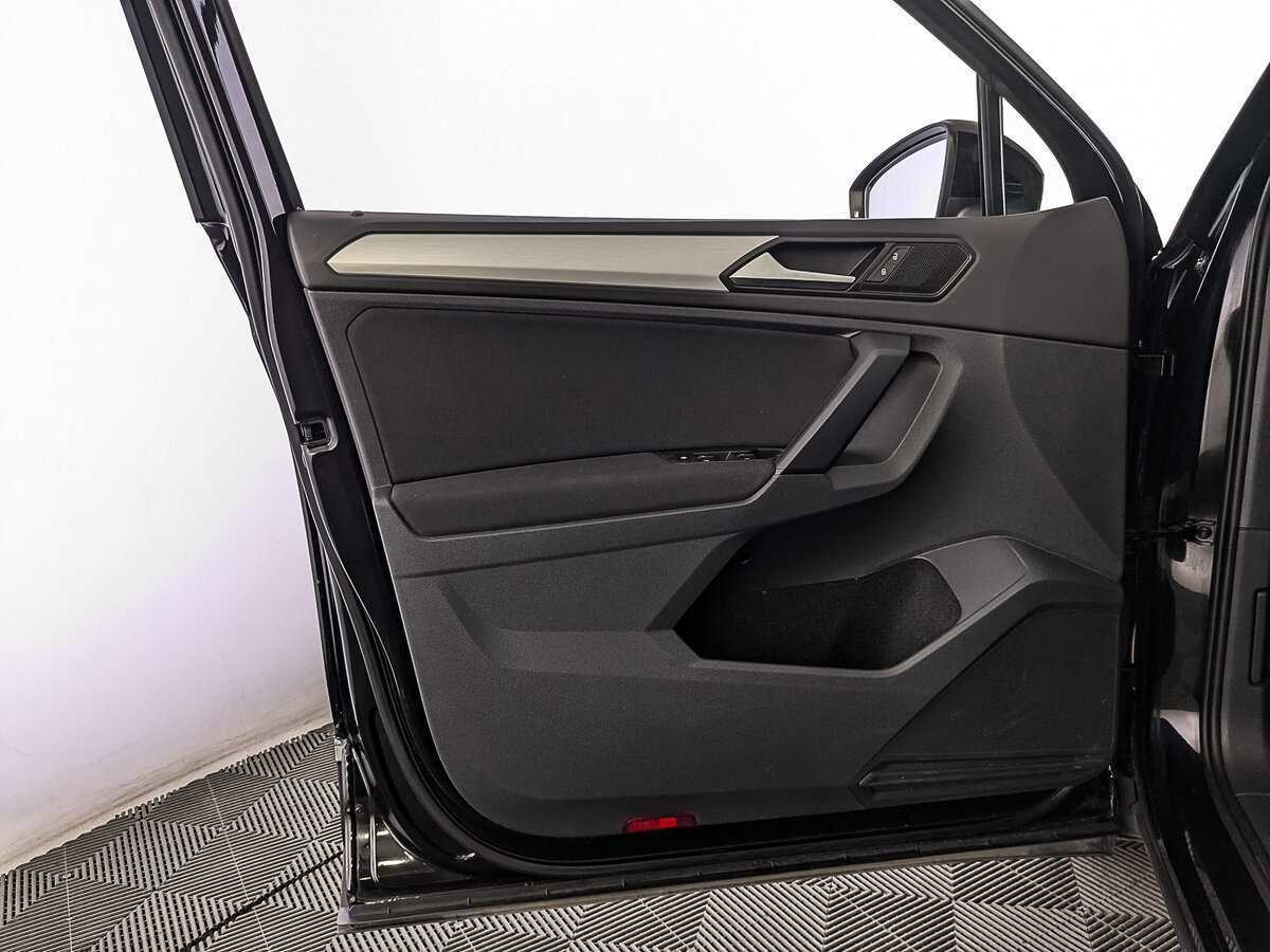 Купить Volkswagen Tiguan, 2021, 79 000 км, фото №19