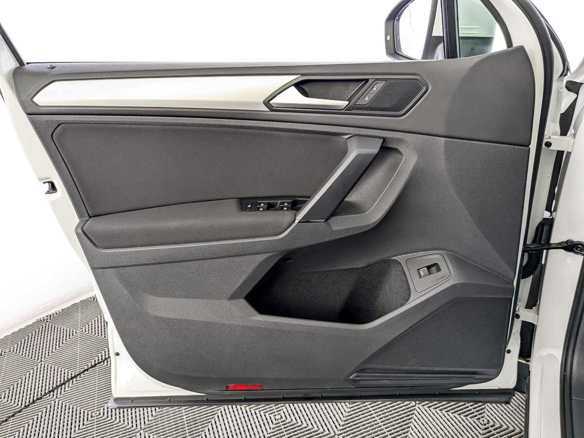 Купить Volkswagen Tiguan, 2020, 66 384 км, фото №19