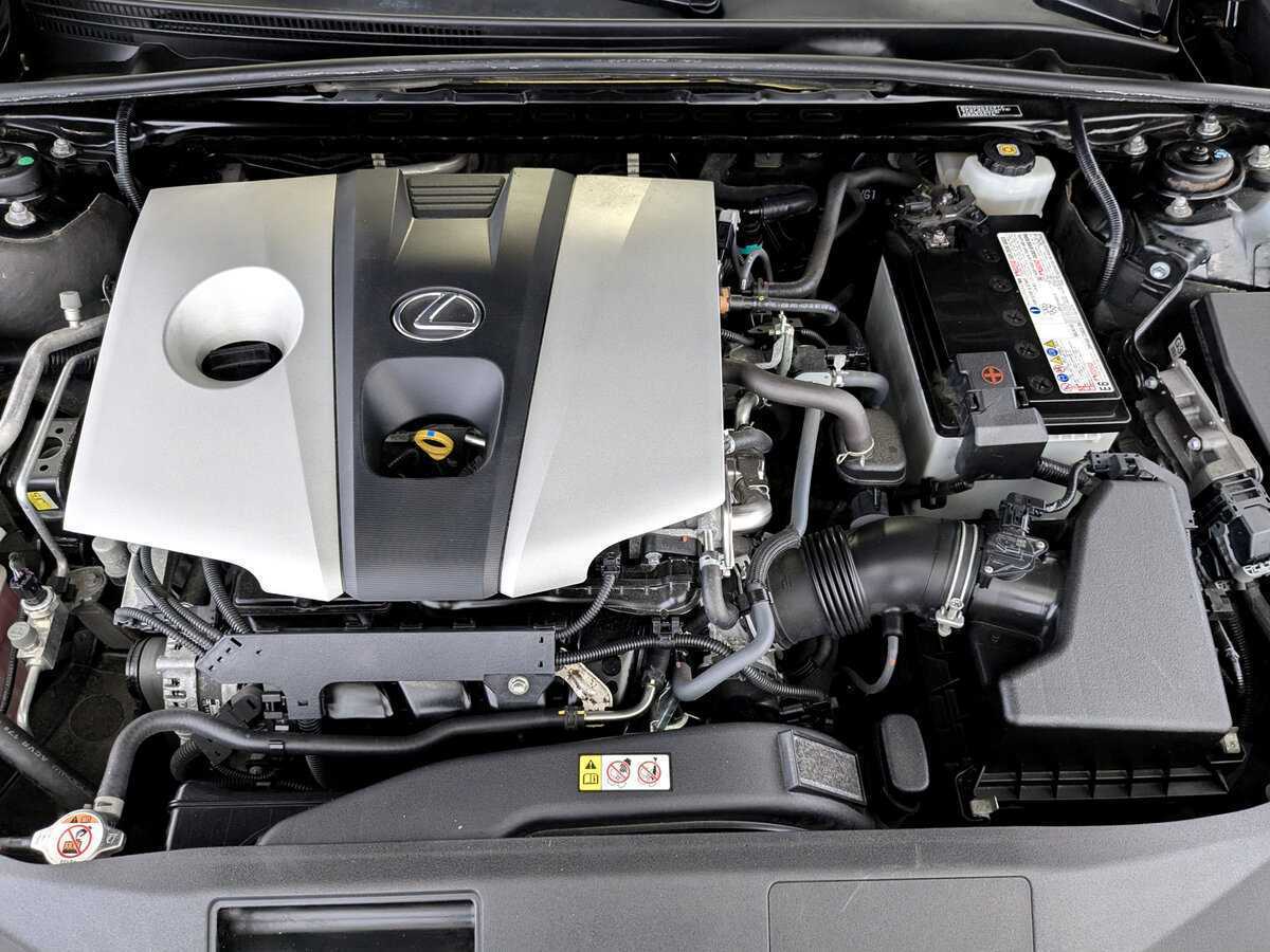 Купить Lexus ES 250, 2020, 90 000 км, фото №9