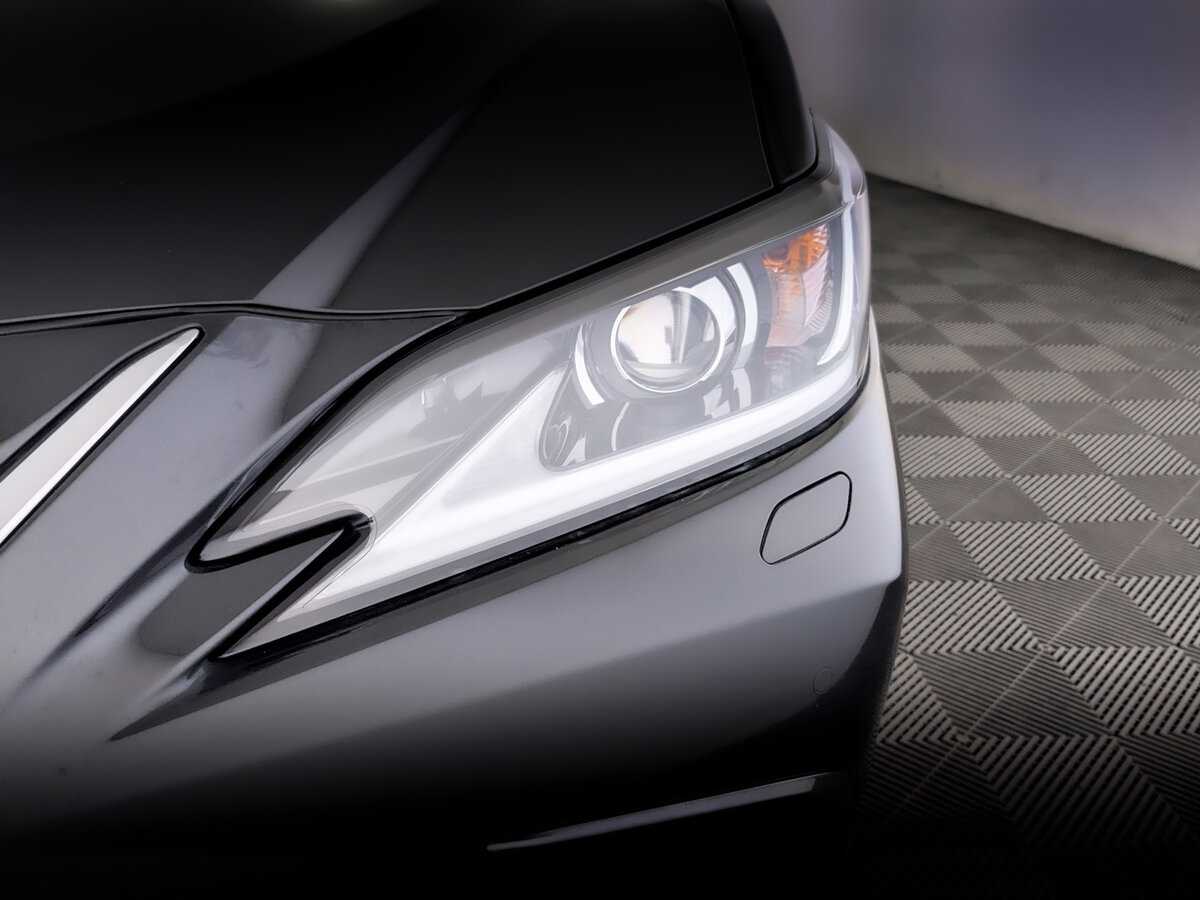 Купить Lexus ES 250, 2020, 90 000 км, фото №17