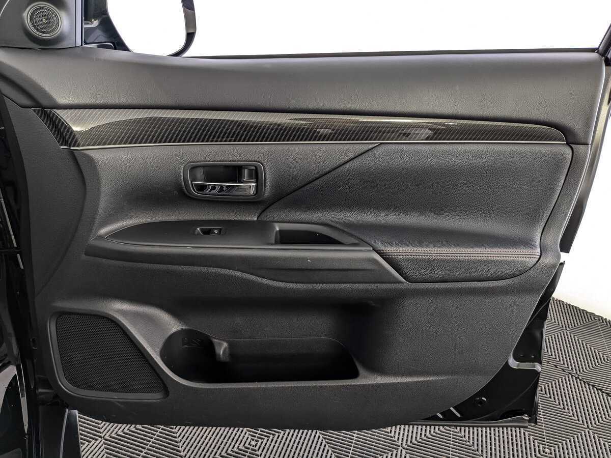 Купить Mitsubishi Outlander, 2021, 66 411 км, фото №25