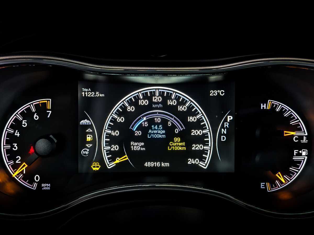 Купить Jeep Grand Cherokee, 2018, 49 000 км, фото №12