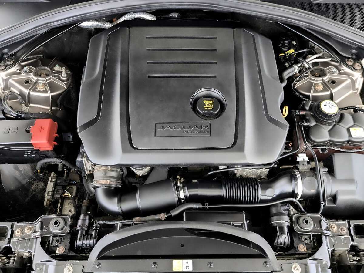 Купить Jaguar F-Pace, 2017, 119 322 км, фото №9