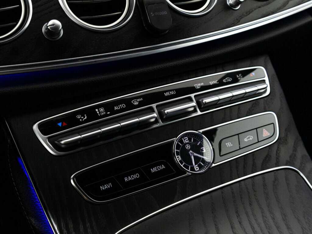 Купить Mercedes-Benz E-Класс 220 d, 2019, 178 676 км, фото №17