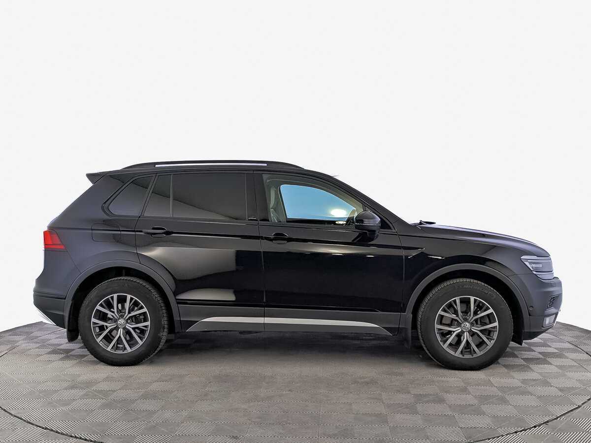 Купить Volkswagen Tiguan, 2019, 57 236 км, фото №4