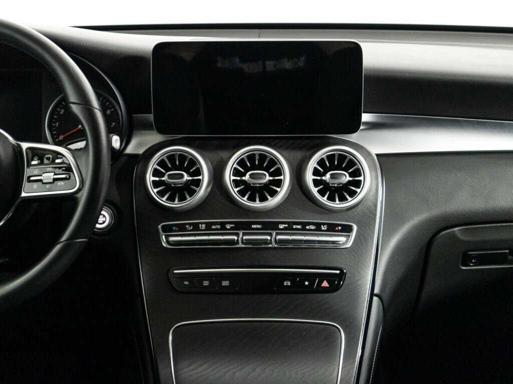 Купить Mercedes-Benz GLC 200, 2019, 89 950 км, фото №12