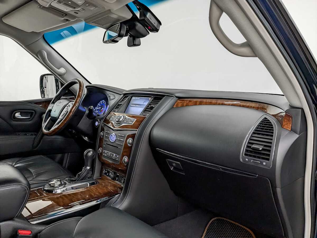 Купить Infiniti QX80, 2017, 100 292 км, фото №11