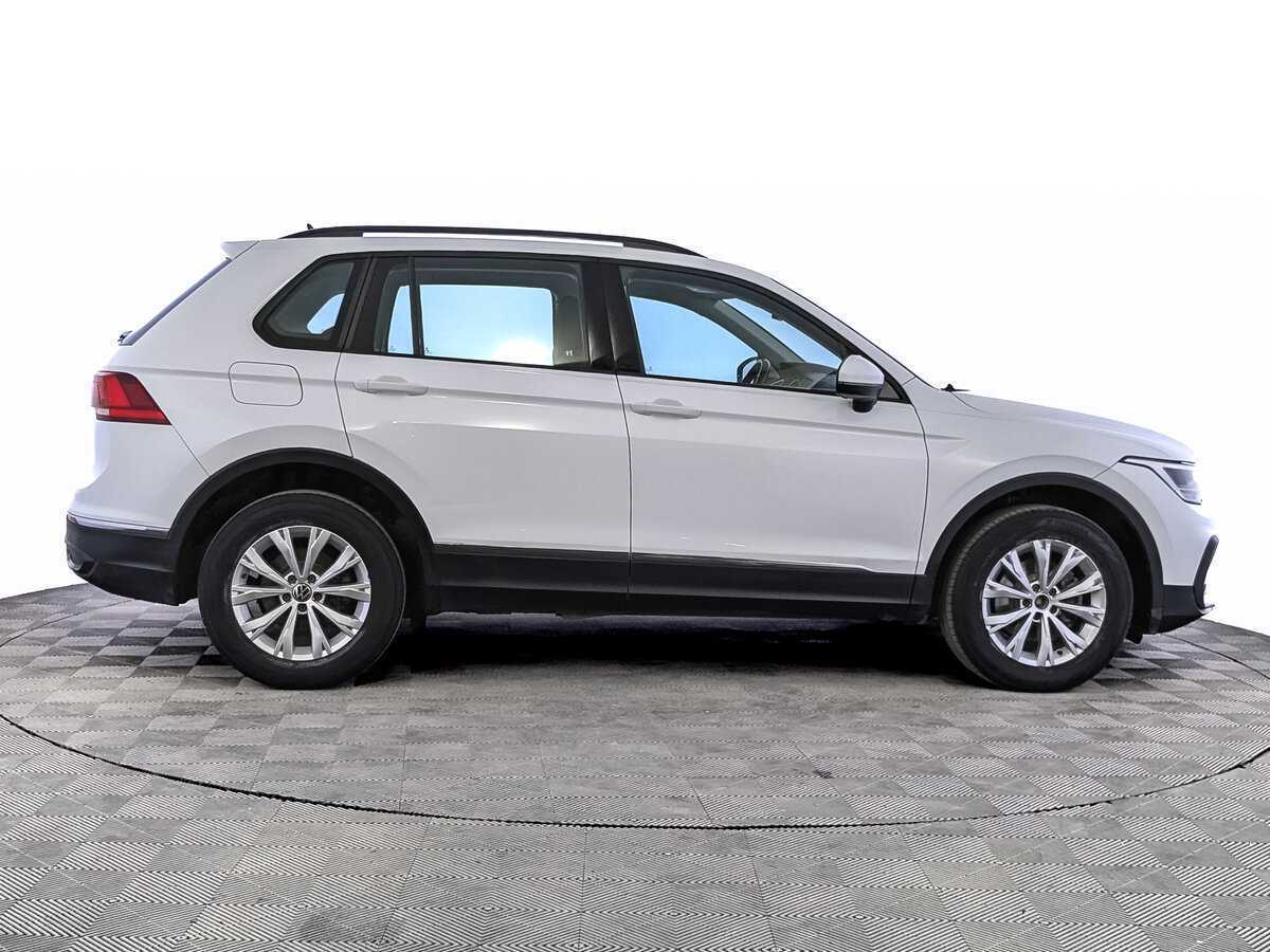 Купить Volkswagen Tiguan, 2021, 146 000 км, фото №4