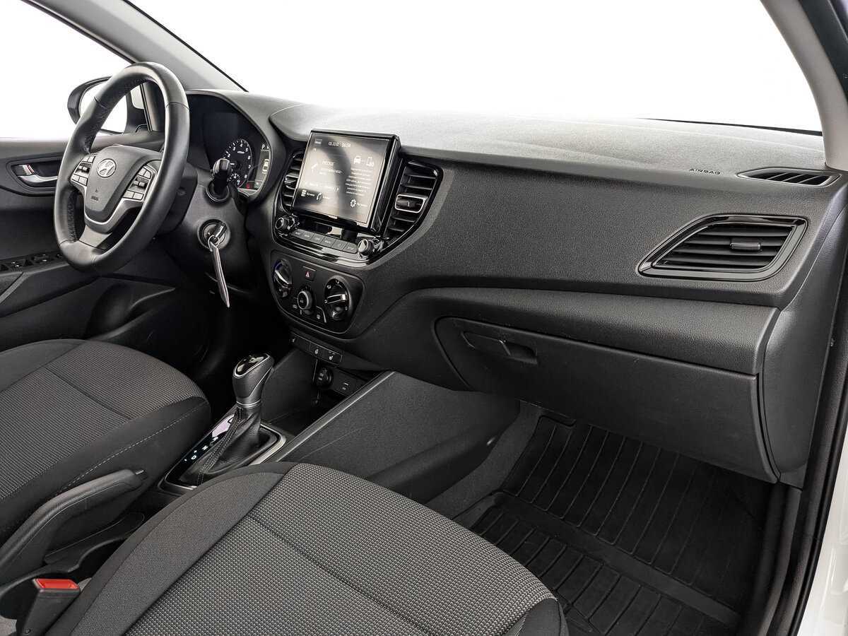 Купить Hyundai Solaris, 2020, 75 421 км, фото №12