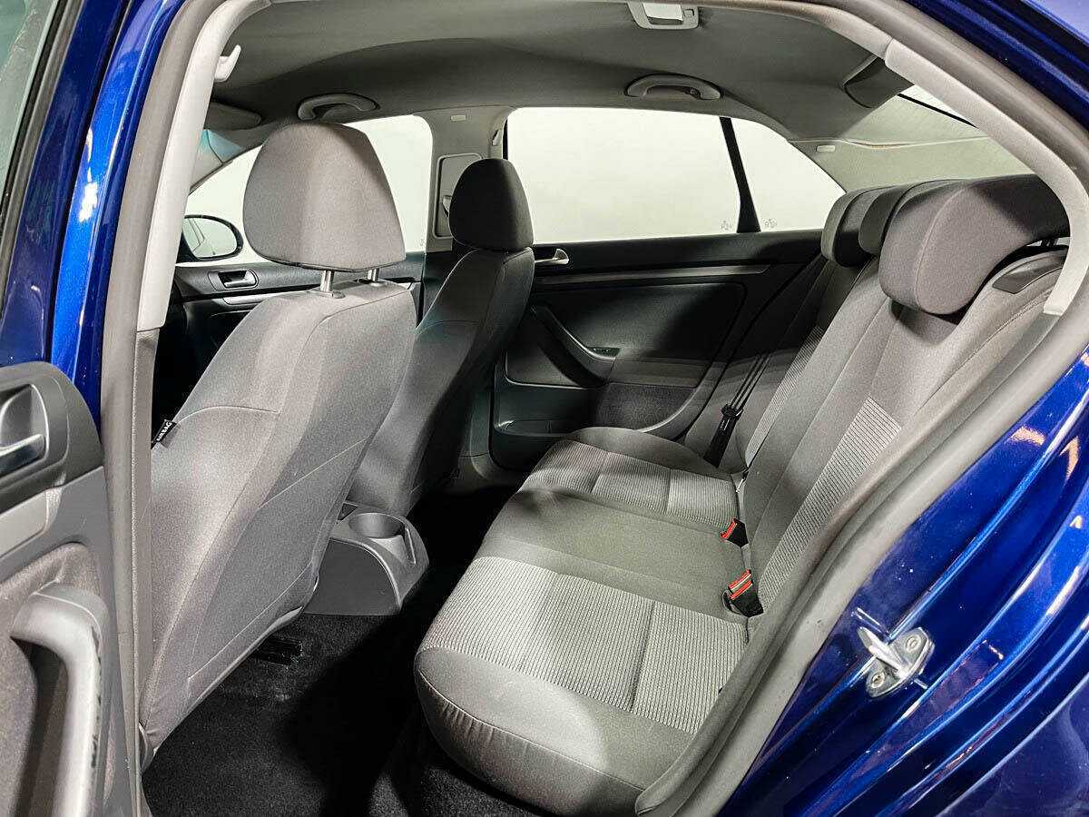 Купить Volkswagen Jetta, 2006, 185 353 км, фото №8