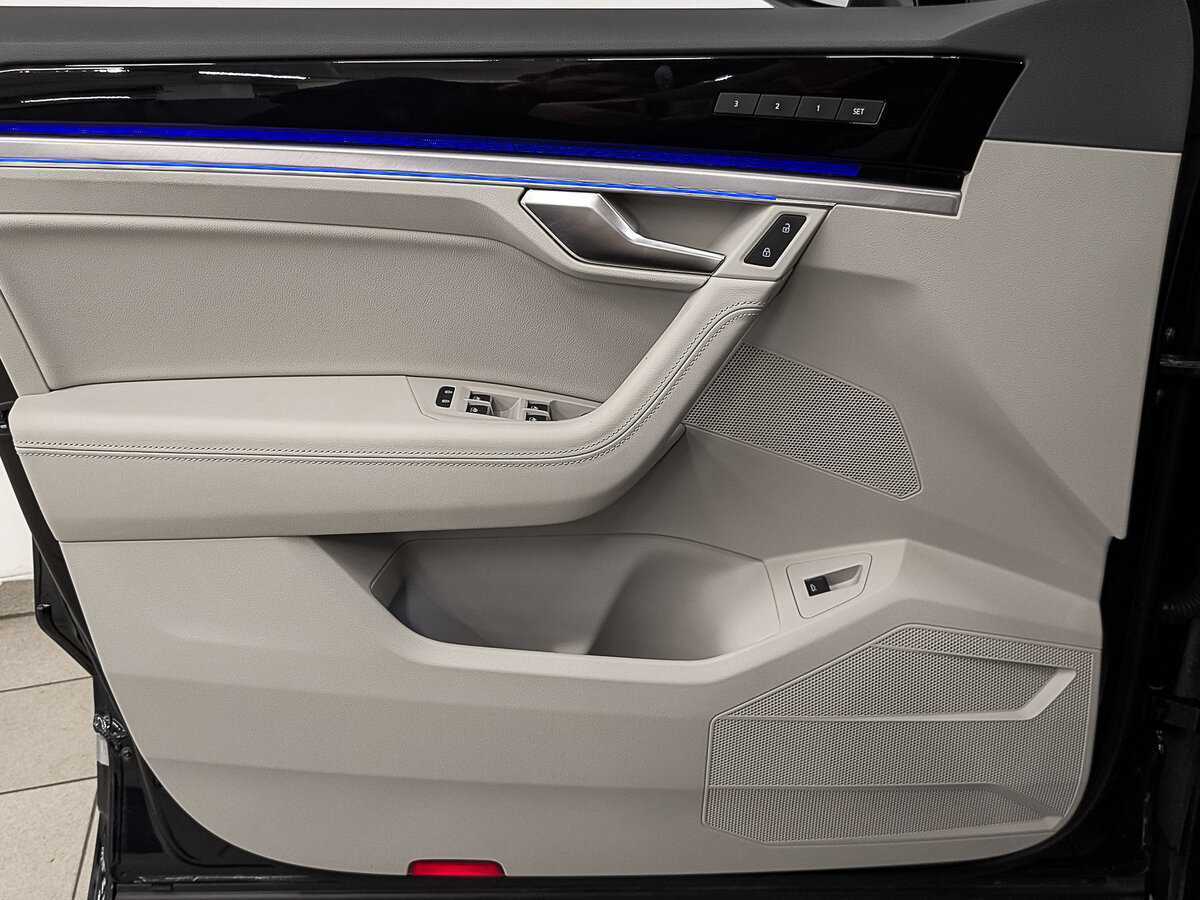 Купить Volkswagen Touareg, 2020, 97 829 км, фото №19