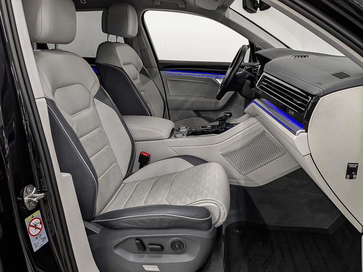 Купить Volkswagen Touareg, 2020, 97 829 км, фото №24