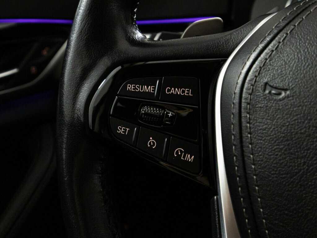 Купить BMW 5 серии 520d xDrive, 2020, 84 129 км, фото №21