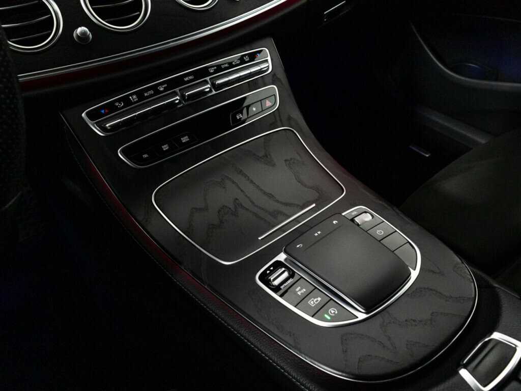 Купить Mercedes-Benz E-Класс 220 d, 2020, 81 500 км, фото №17