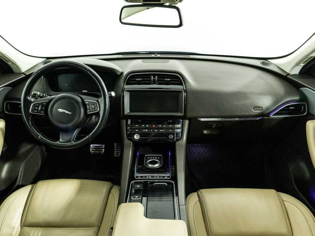 Купить Jaguar F-Pace, 2016, 108 000 км, фото №11