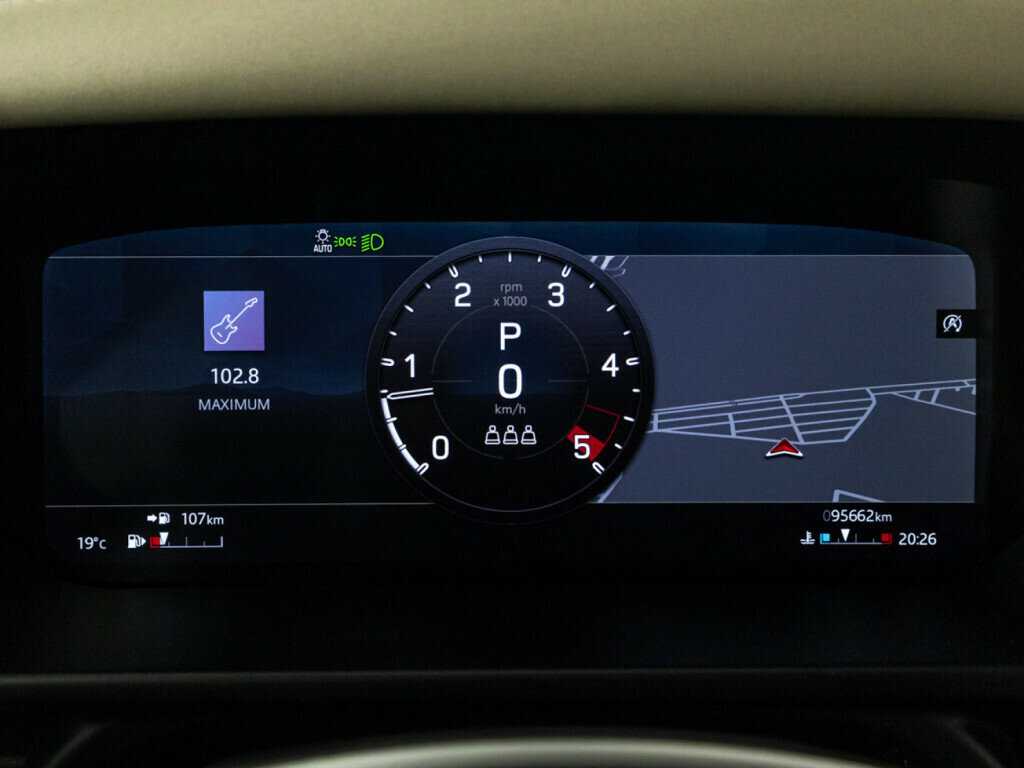 Купить Land Rover Defender 110, 2021, 95 660 км, фото №10