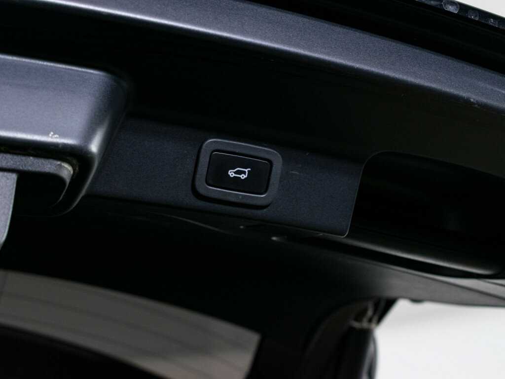 Купить Jaguar F-Pace, 2017, 122 389 км, фото №8