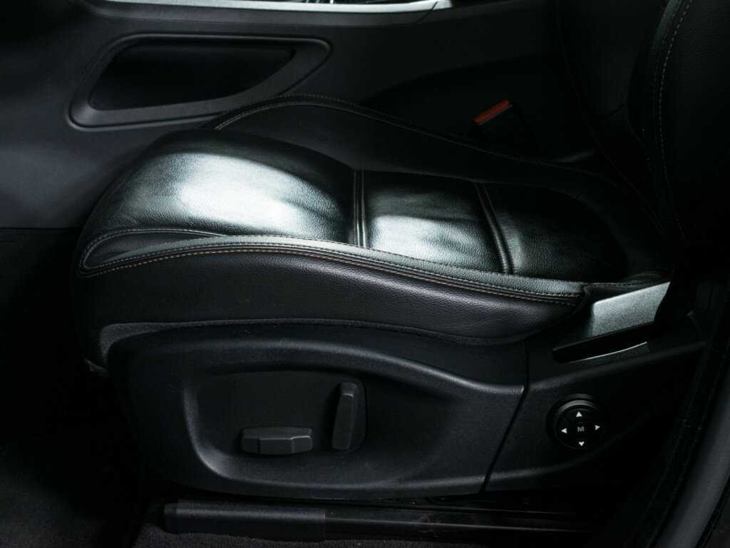 Купить Jaguar F-Pace, 2017, 122 389 км, фото №17