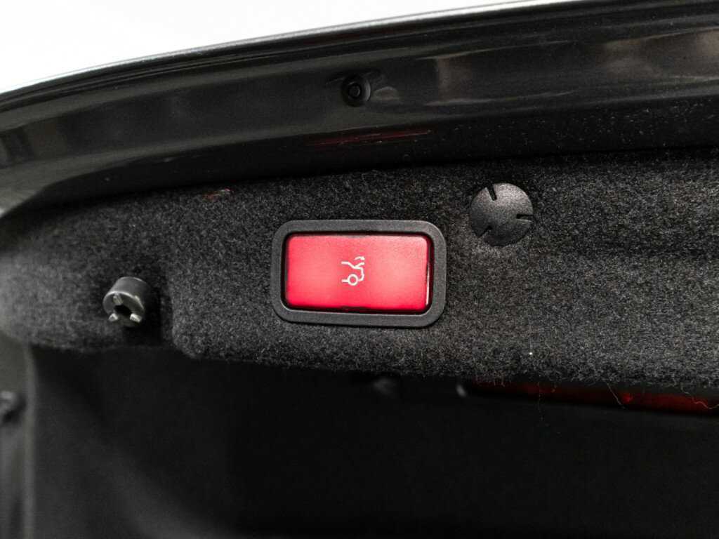 Купить Mercedes-Benz C-Класс 180, 2020, 63 847 км, фото №15