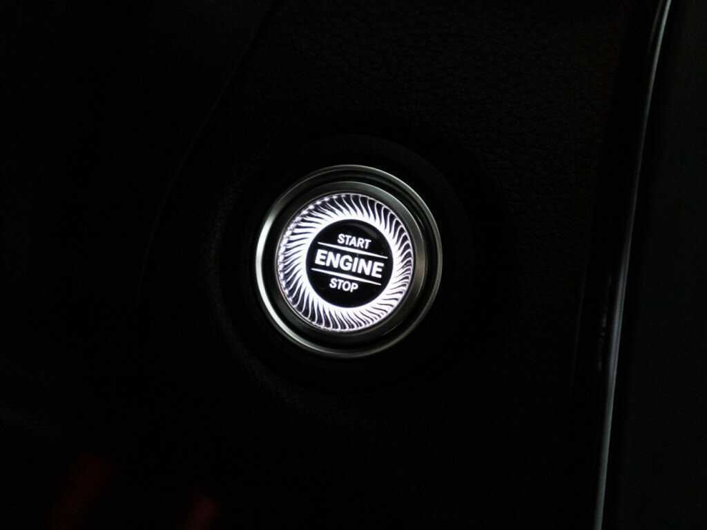 Купить Mercedes-Benz C-Класс 180, 2020, 63 847 км, фото №19