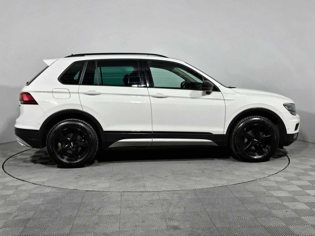 Купить Volkswagen Tiguan, 2019, 50 880 км, фото №5