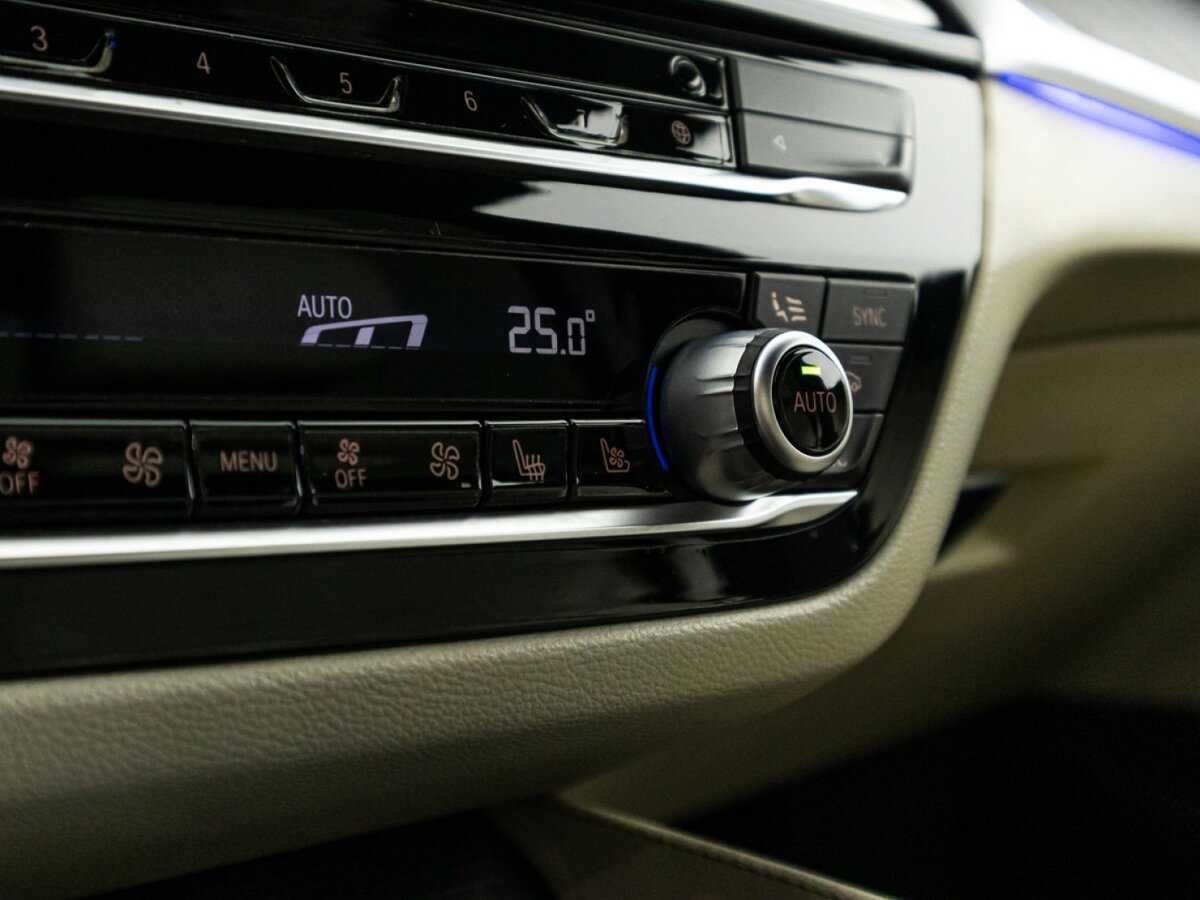 Купить BMW 5 серии 530d xDrive, 2020, 66 666 км, фото №20