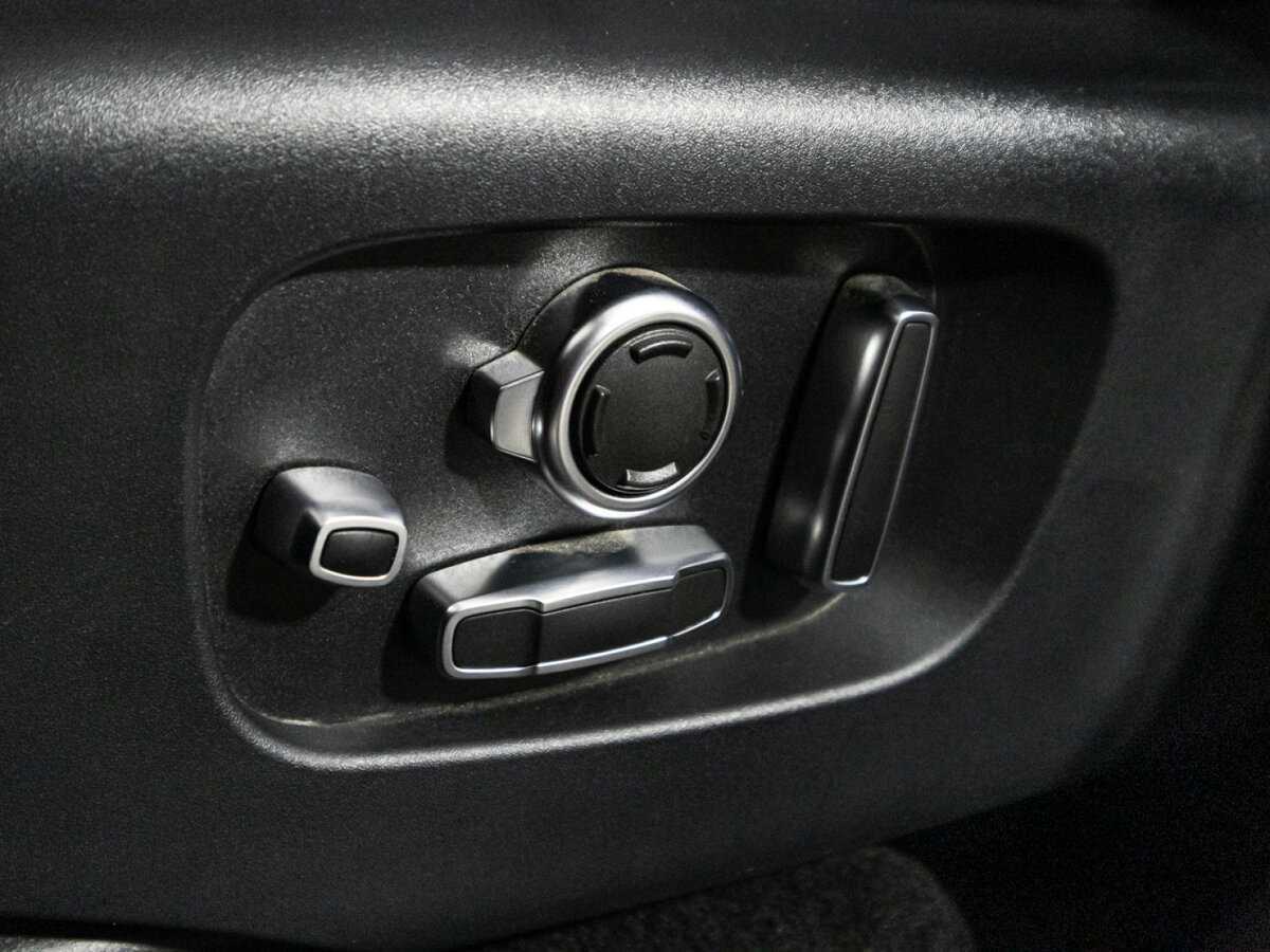 Купить Land Rover Range Rover Velar, 2018, 78 680 км, фото №16