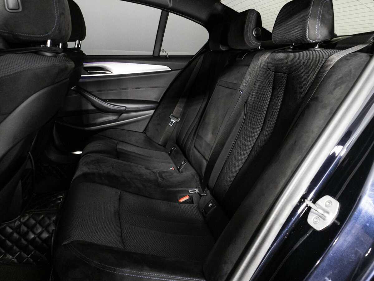 Купить BMW 5 серии 530i xDrive, 2017, 163 471 км, фото №9