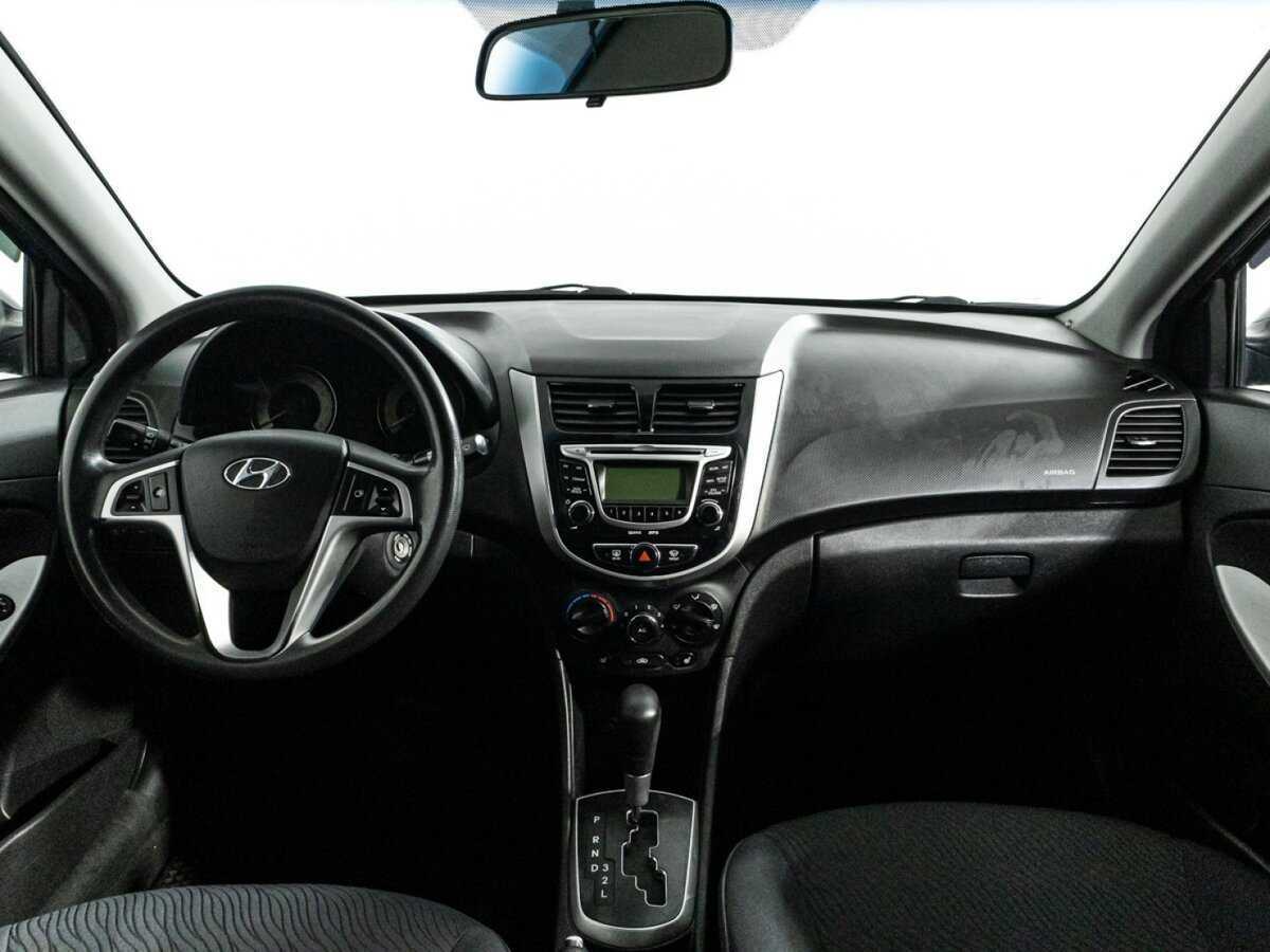 Купить Hyundai Solaris, 2011, 172 938 км, фото №13
