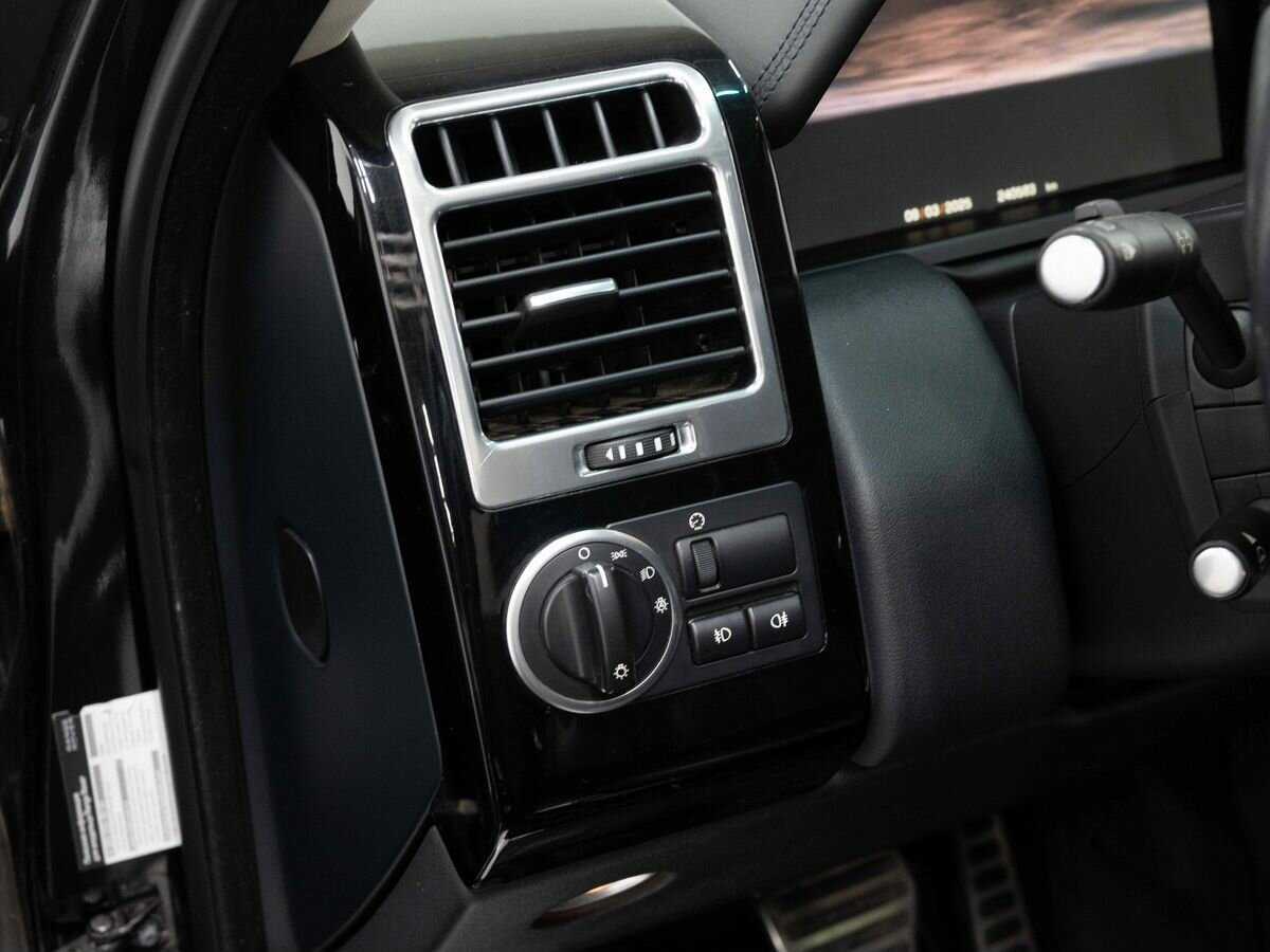 Купить Land Rover Range Rover Supercharged, 2012, 240 574 км, фото №21