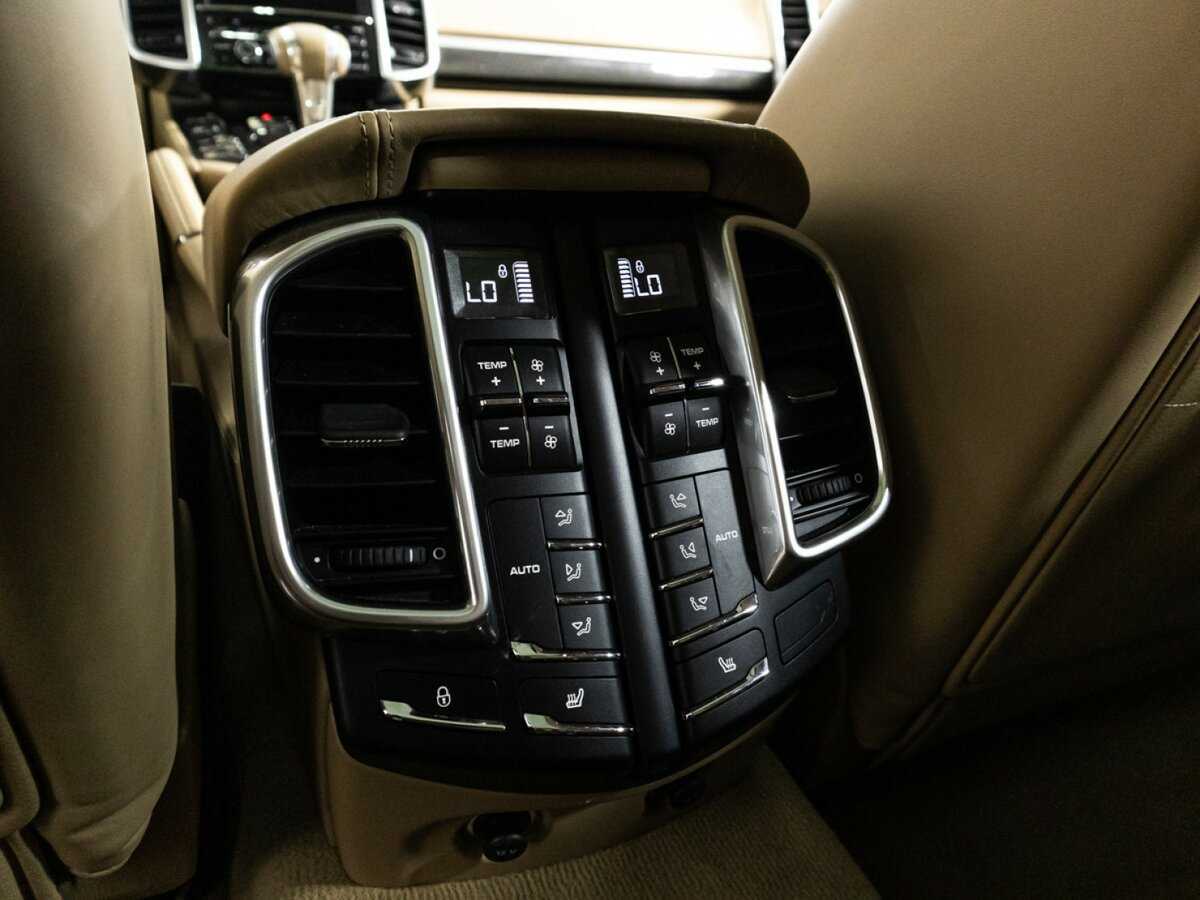 Купить Porsche Cayenne Turbo, 2015, 89 708 км, фото №26