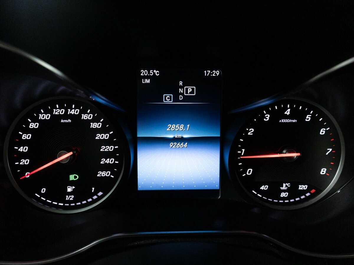 Купить Mercedes-Benz C-Класс 180, 2019, 92 664 км, фото №12