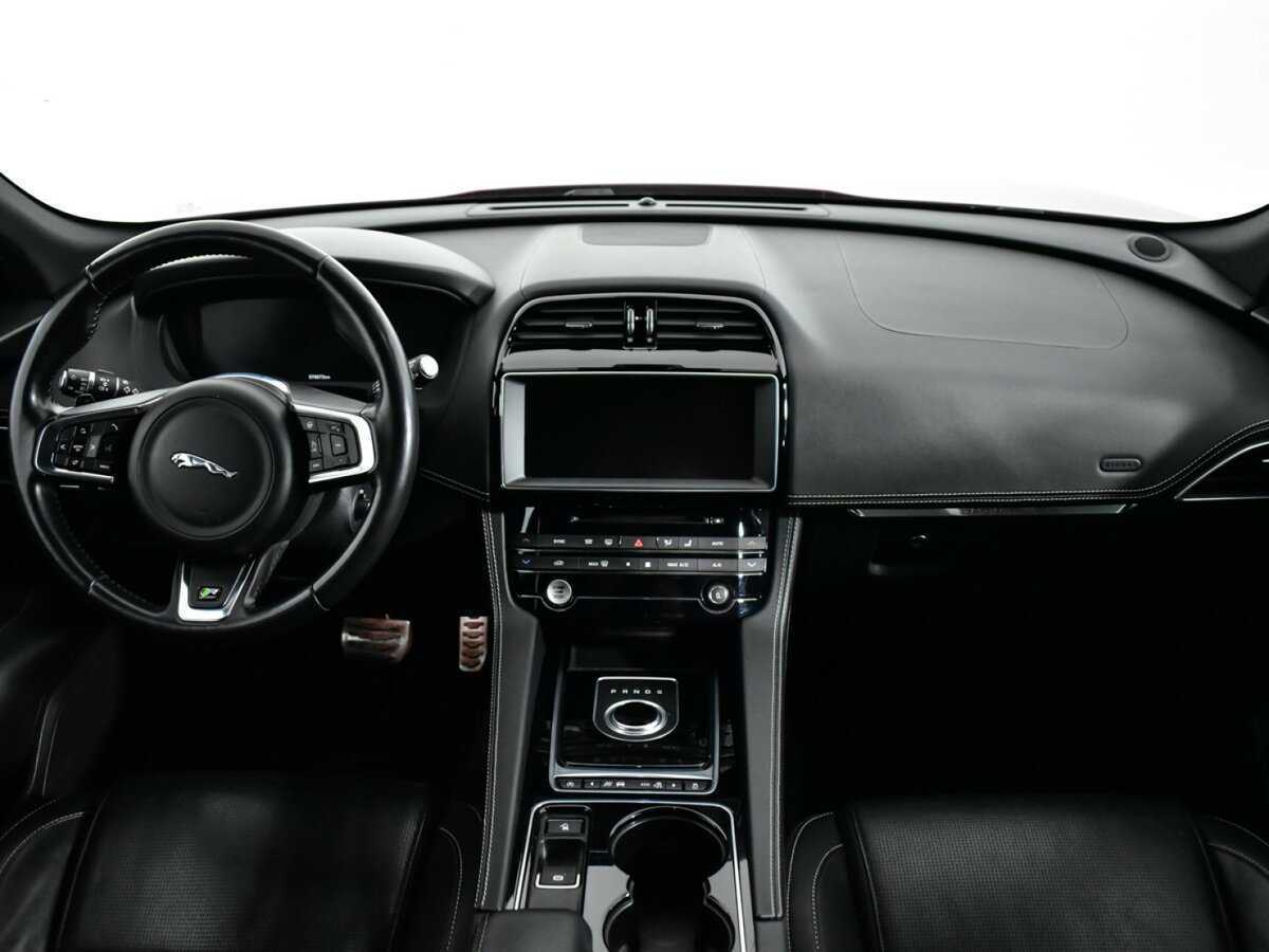 Купить Jaguar F-Pace, 2016, 74 000 км, фото №12