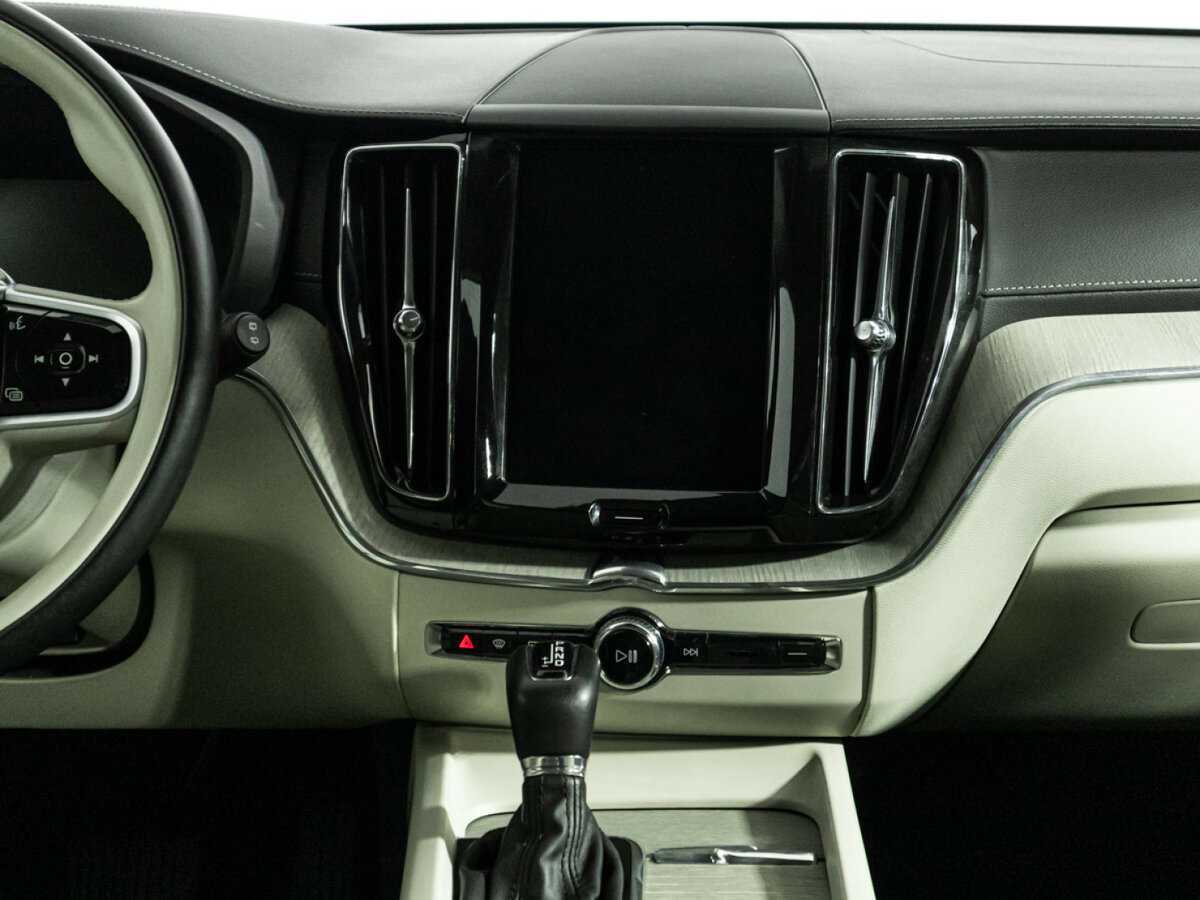 Купить Volvo XC60, 2018, 111 000 км, фото №14